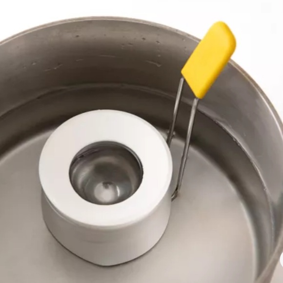 Sur La Table Chef’n Swil’n Perfect Egg Poacher - Picture 1 of 10